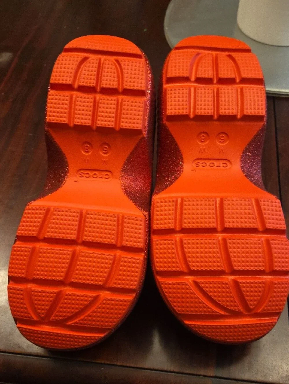 Crocs X Hello Kitty Stomp Slides Size 8 Women.